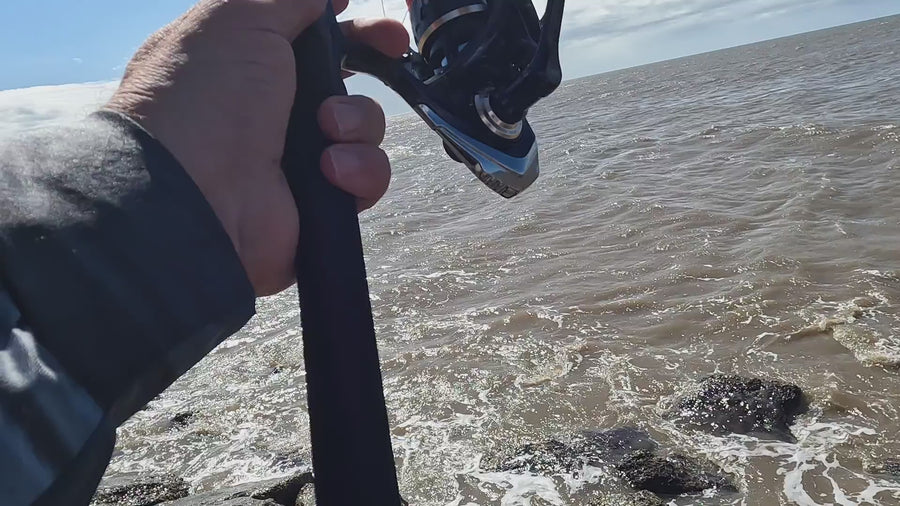 KA Angler shore lure fishing